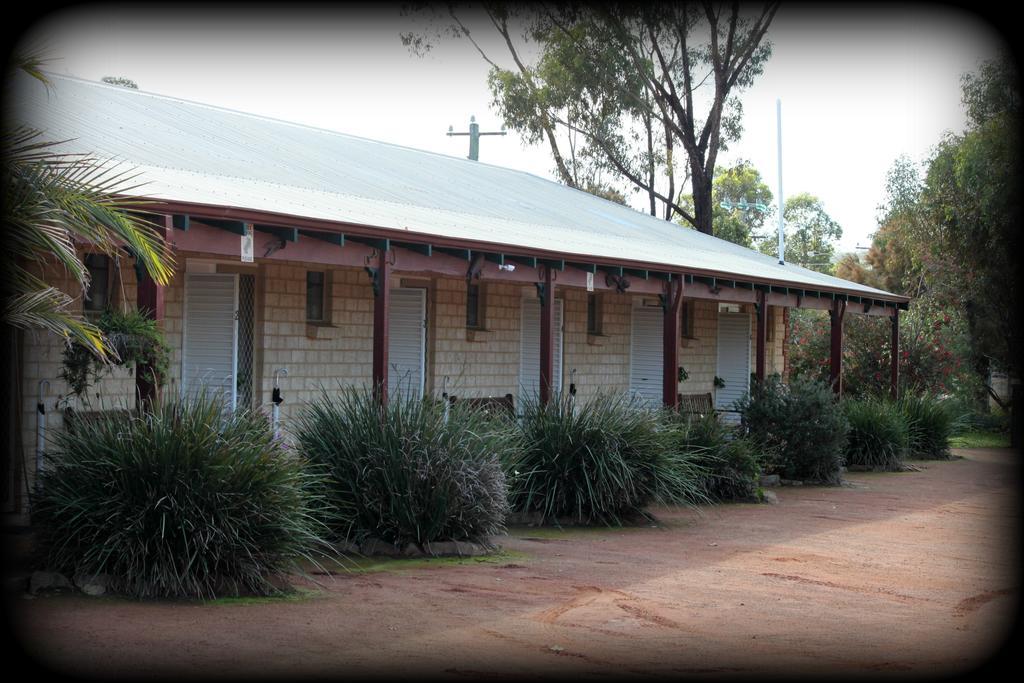 York'S Boutique Motel Εξωτερικό φωτογραφία