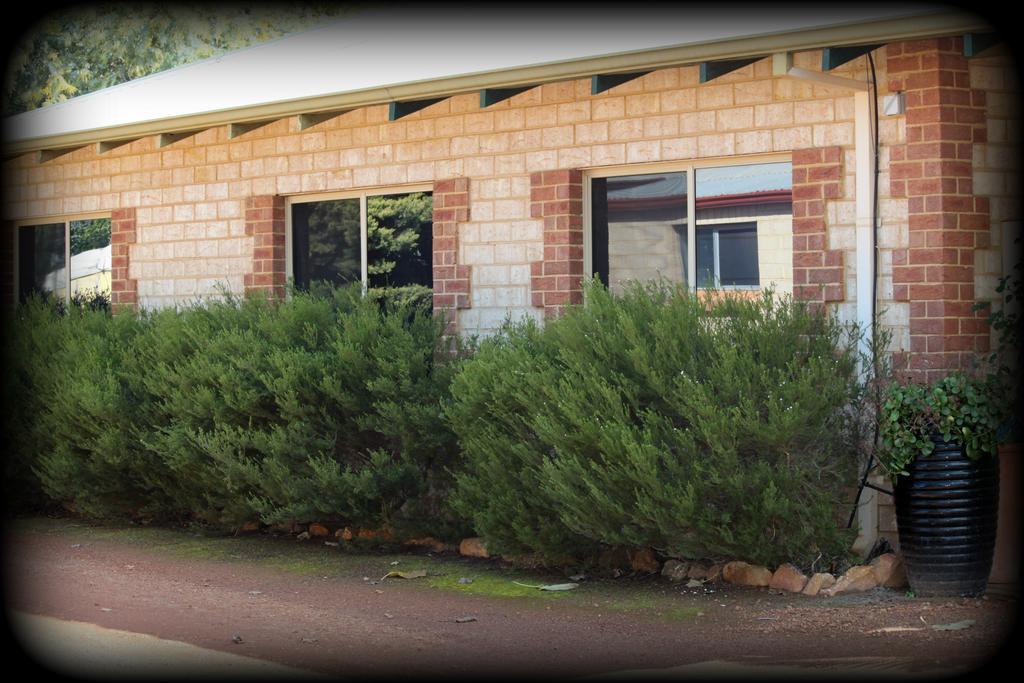 York'S Boutique Motel Εξωτερικό φωτογραφία
