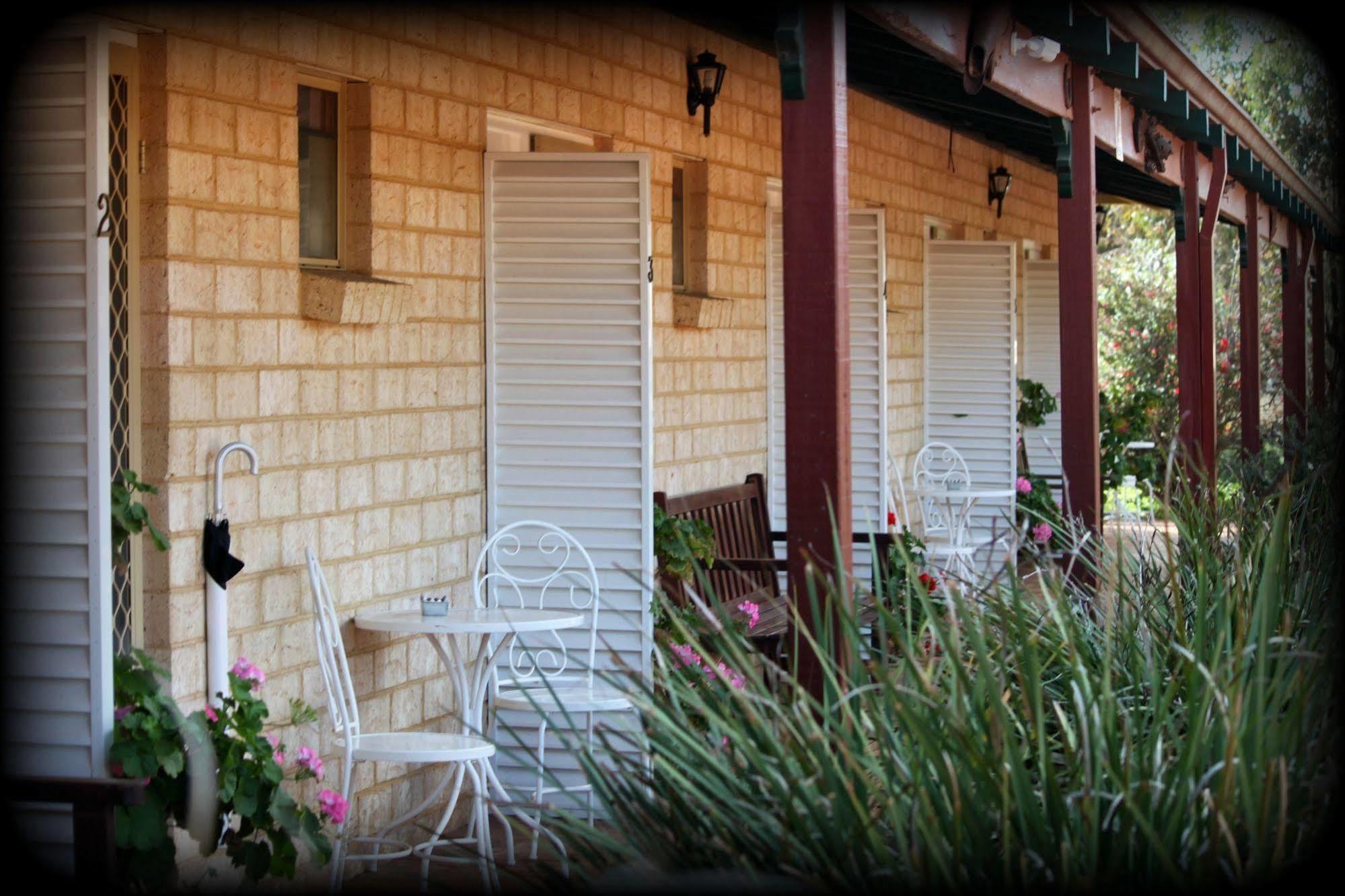 York'S Boutique Motel Εξωτερικό φωτογραφία